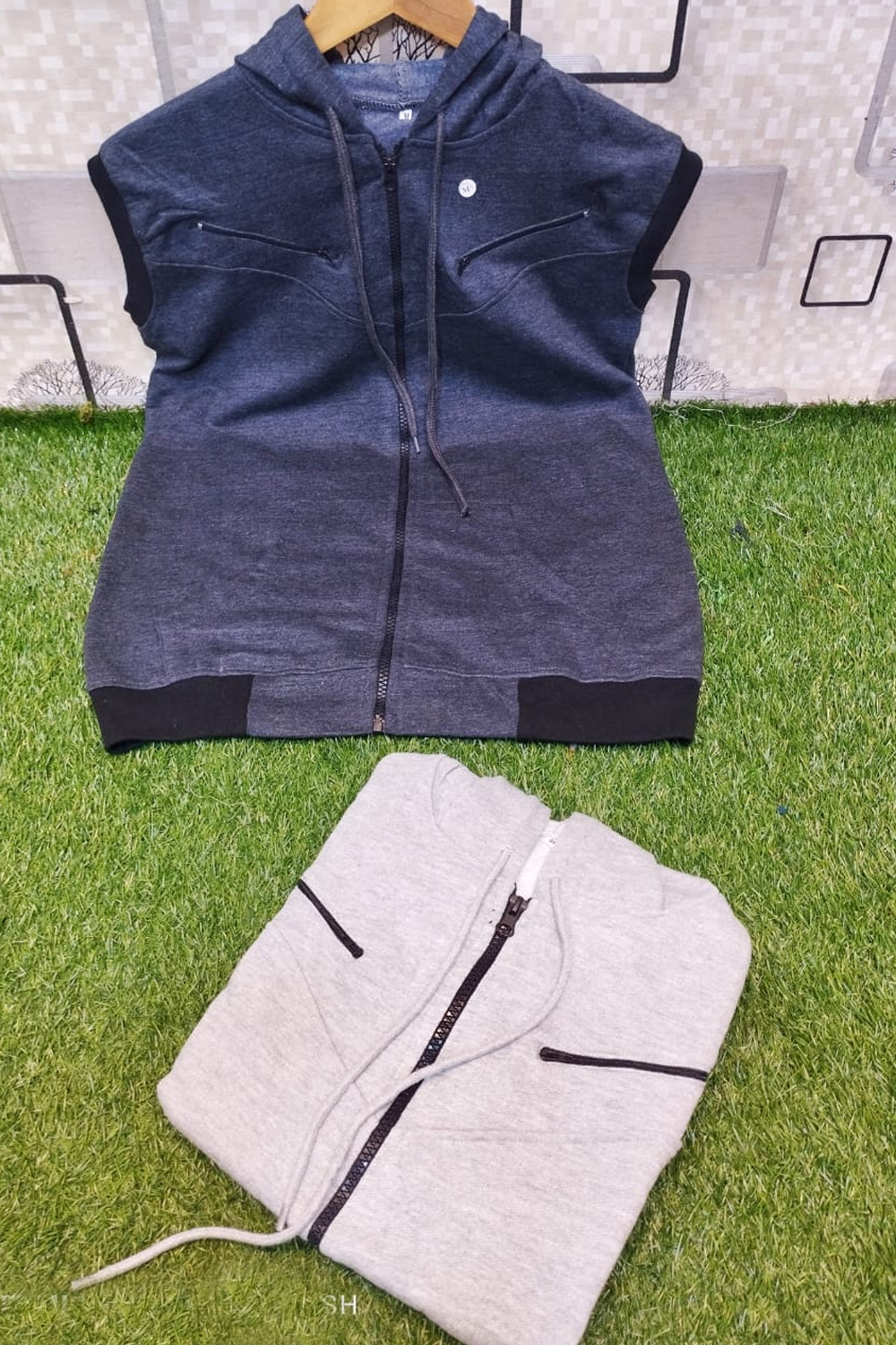 Bundle Of 2 Branded Double Zip Sleeveless Hoodies - 2